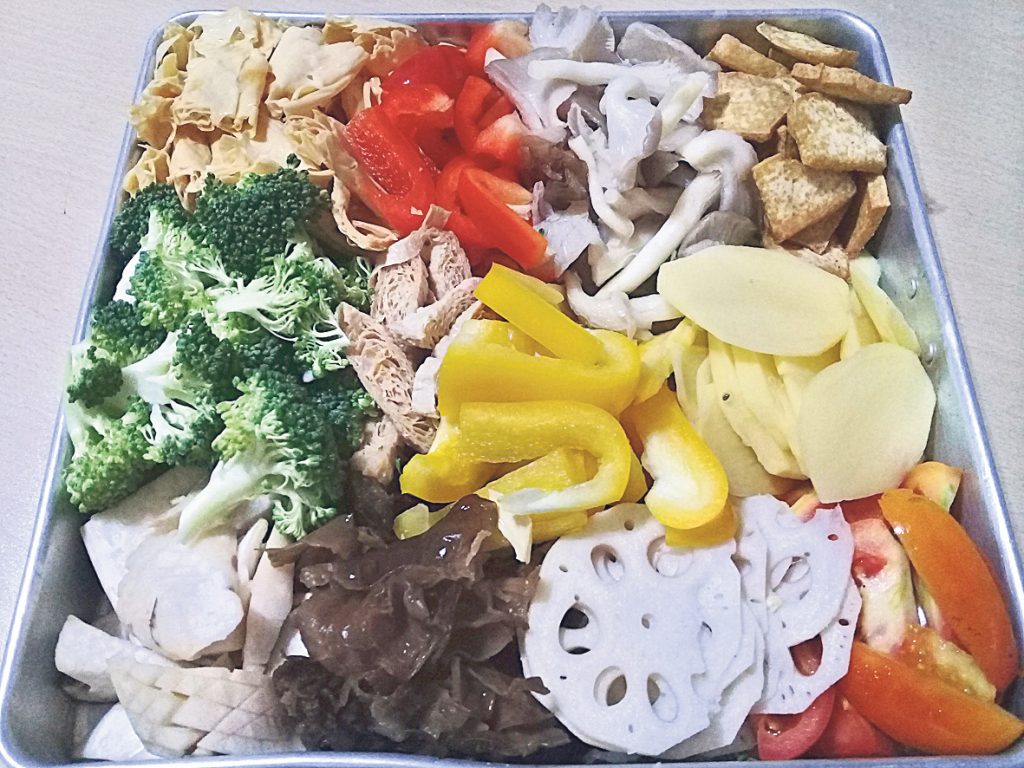 麻辣素香锅(纯素) – 砂麼東東